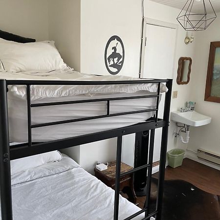 The Bodie Hotel Bridgeport Esterno foto