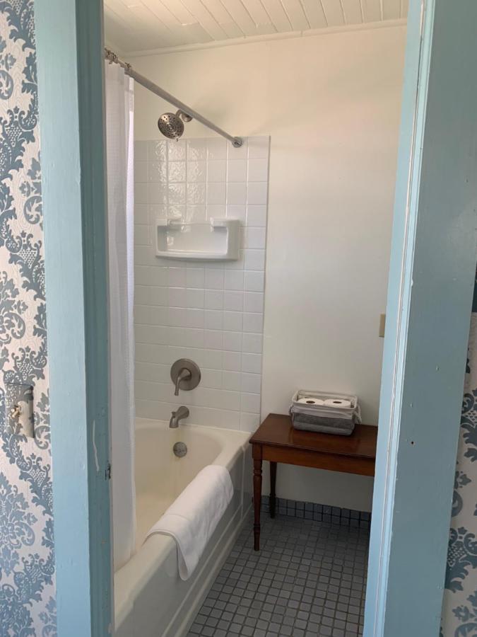 The Bodie Hotel Bridgeport Esterno foto